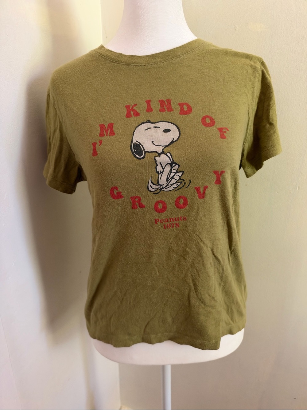 Uniqlo Peanuts « I’m Kinda Groovy » Snoopy Green T-shirt Size XS